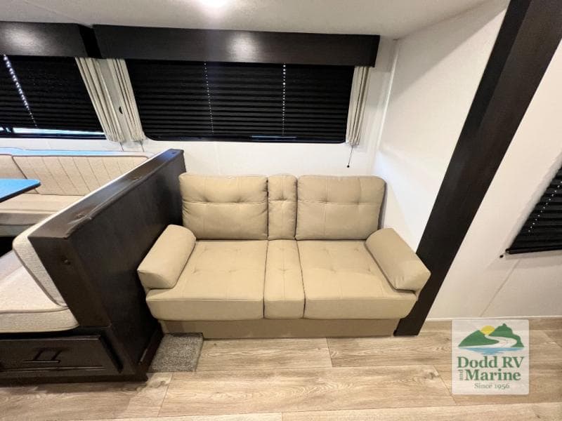 New 2027 Forest River CHEROKEE GREY WOLF 29TE - photo - 15