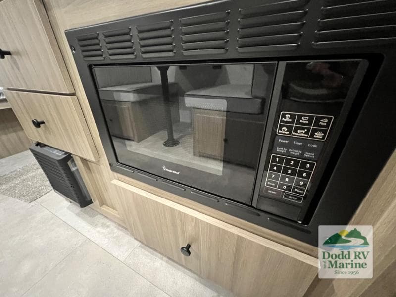 New 2027 Forest River ROCKWOOD GEO PRO 17BLE - photo - 18