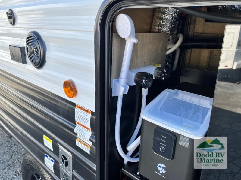 New 2027 Forest River CHEROKEE 26KF - photo - 42