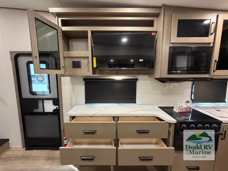 New 2026 Grand Design REFLECTION 100 SERIES 27BH - photo - 19