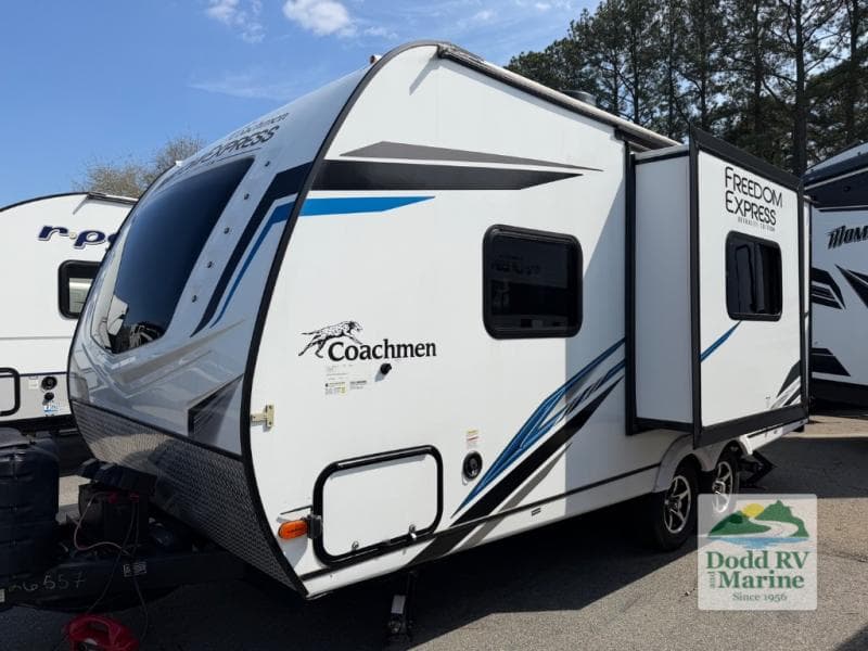 Pre-Owned 2023 Coachman Freedom Express 192RBS - photo - 28
