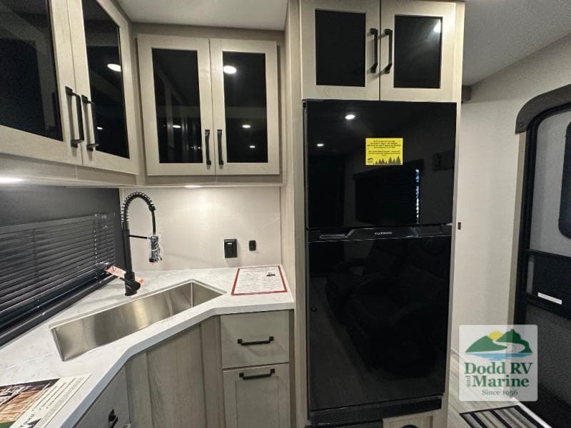 New 2026 Grand Design MOMENTUM MAV 17MAV - photo - 13