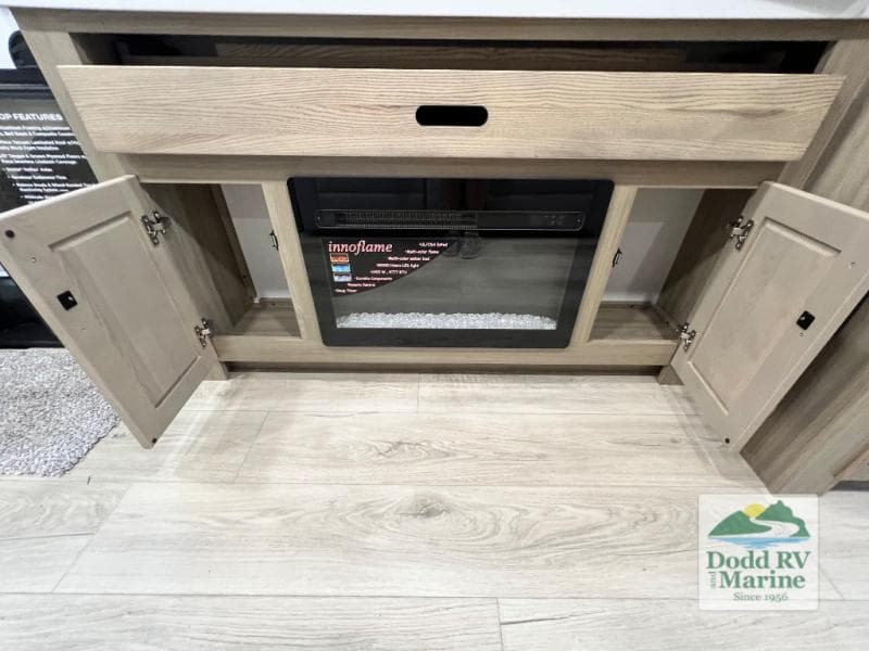 New 2027 Forest River ROCKWOOD MINI LITE 2524FBT - photo - 14