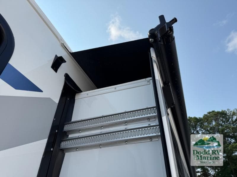 New 2027 Thor Motor Coach FOUR WINDS 31E - photo - 68