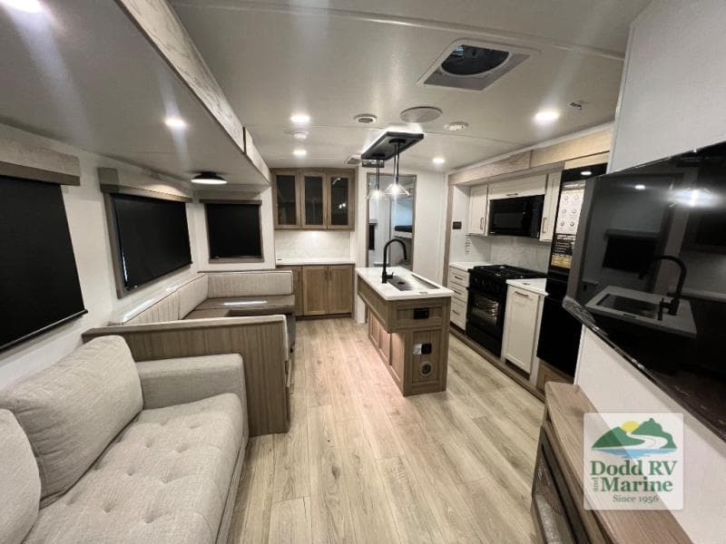 New 2027 Forest River ROCKWOOD SIGNATURE 8336BH - photo - 5