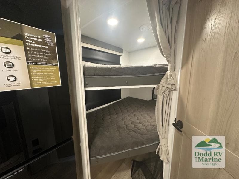 New 2026 Forest River ROCKWOOD MINI LITE 2509S - photo - 29