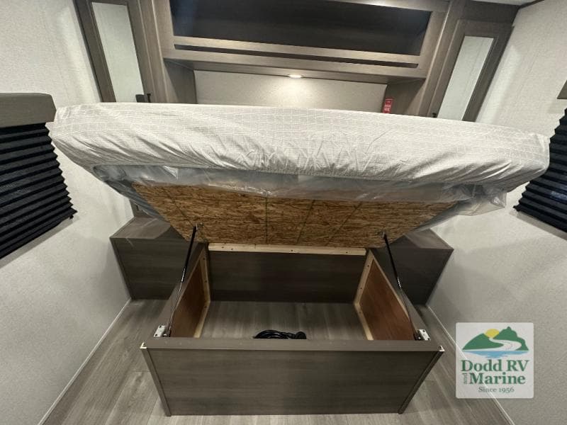 New 2026 Grand Design TRANSCEND XPLOR 25MLX - photo - 31