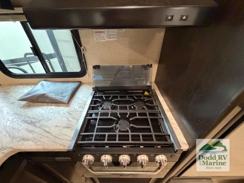 Pre-Owned 2021 Coachmen Spirit 2963BH - photo - 10