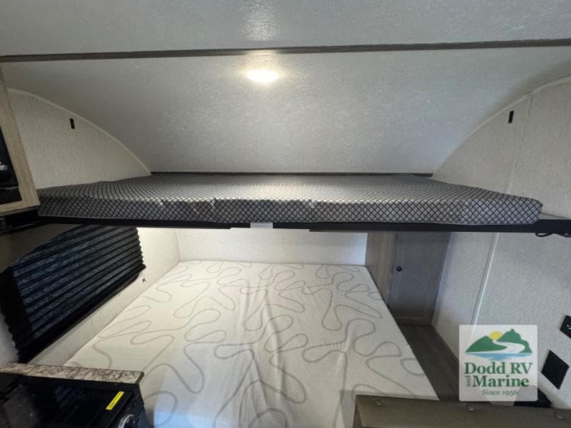 Pre-Owned 2024 Sunlite Sun LIte 16BH - photo - 13