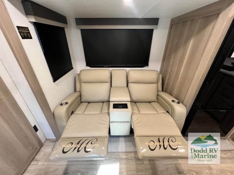 New 2026 Forest River ROCKWOOD MINI LITE 2523MBR - photo - 10