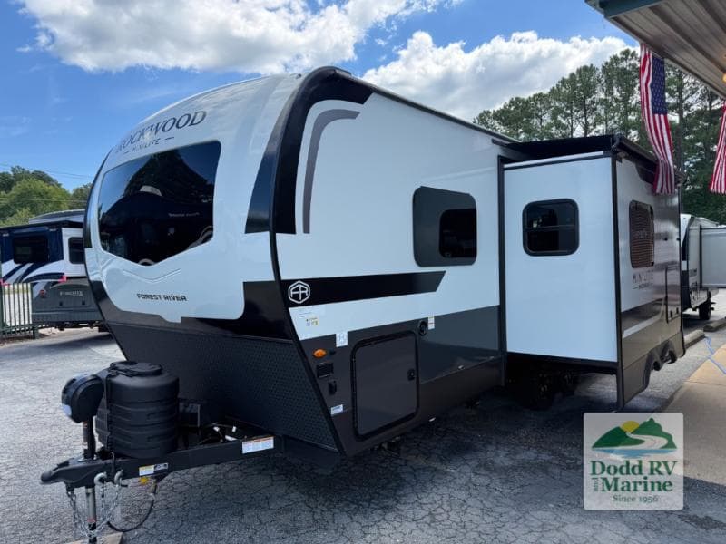 2027 Forest River ROCKWOOD MINI LITE 2525RB Photo in Yorktown VA 23692
