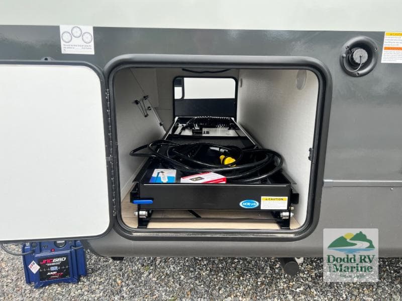 Pre-Owned 2026 Forest River MINI LITE 2205S - photo - 21
