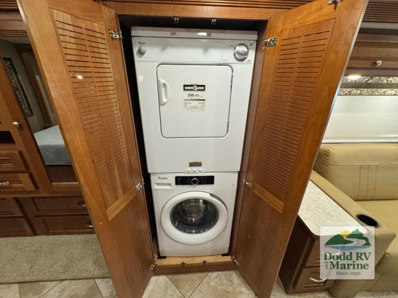 Pre-Owned 2018 Winnebago FORZA 38F - photo - 15