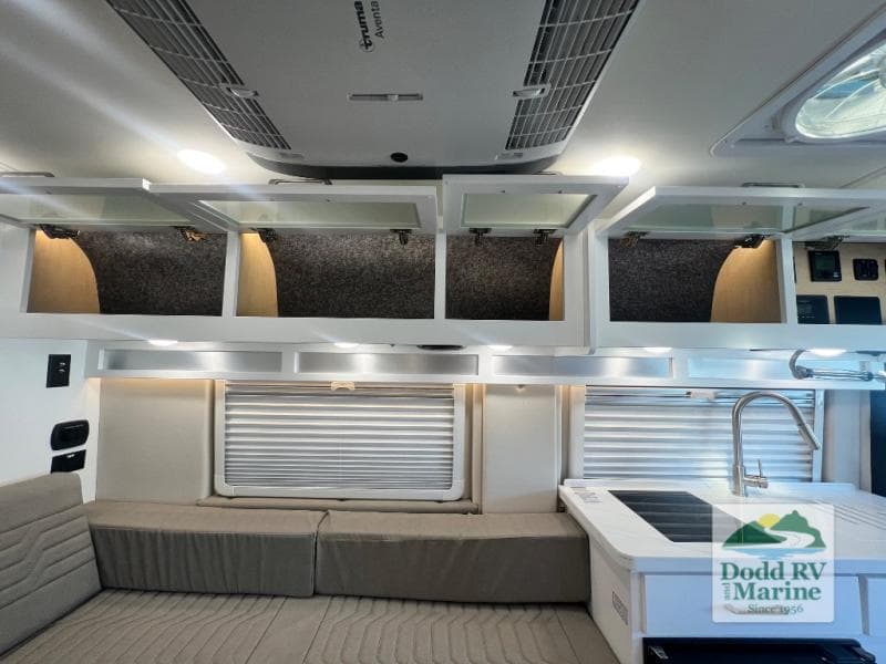 Pre-Owned 2024 Coachmen NOVA 20RB - photo - 19