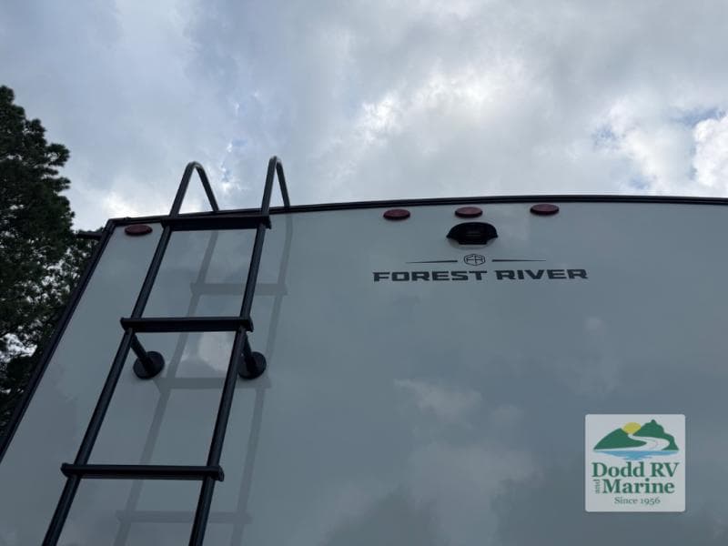 New 2027 Forest River ROCKWOOD SIGNATURE 404SRK - photo - 8