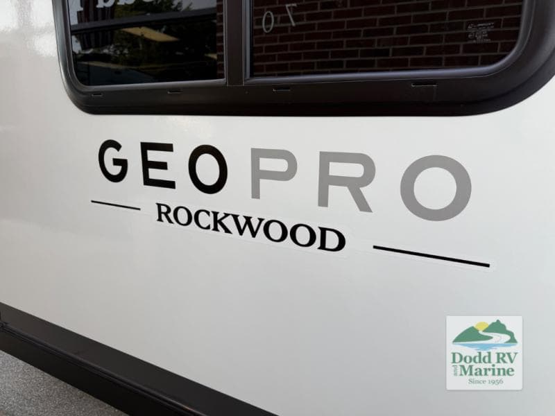 New 2027 Forest River ROCKWOOD GEO PRO 17SLE - photo - 30