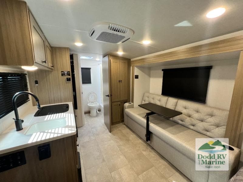 New 2027 Forest River ROCKWOOD GEO PRO 17SLE - photo - 5