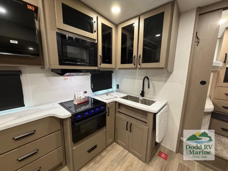 New 2026 Grand Design REFLECTION 100 SERIES 27BH - photo - 7