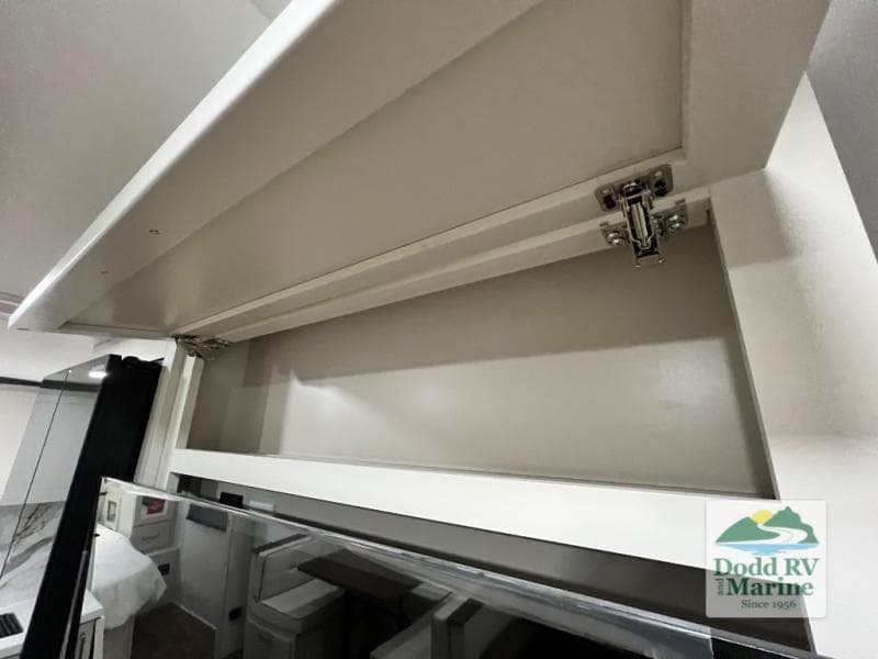 New 2027 Grand Design IMAGINE 2800BH - photo - 21