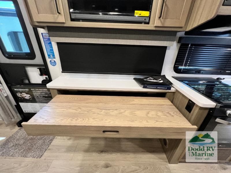 New 2027 Forest River ROCKWOOD MINI LITE 2524FBT - photo - 16
