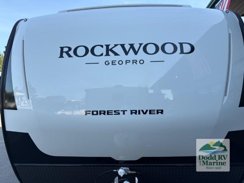 New 2027 Forest River ROCKWOOD GEO PRO 17SLE - photo - 36