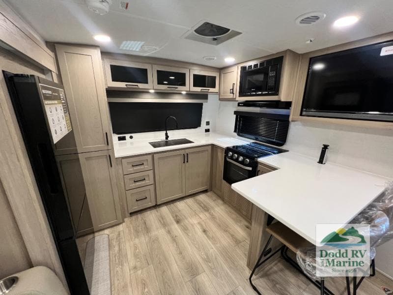 New 2026 Forest River ROCKWOOD MINI LITE 2523MBR - photo - 12