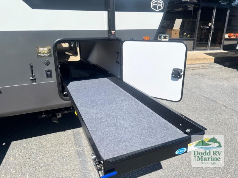 New 2027 Forest River ROCKWOOD MINI LITE 2522FB - photo - 36