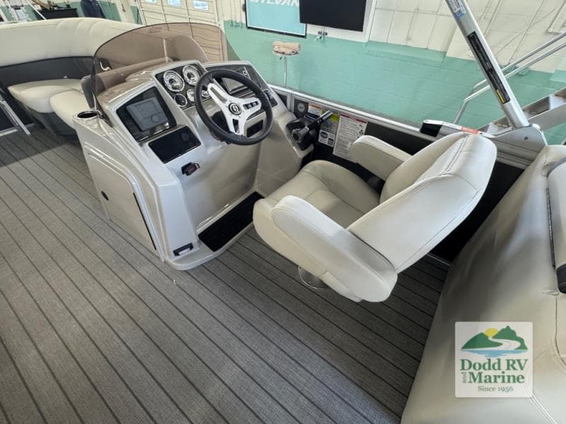New 2026 Sylvan MIRAGE 8522 LZ - photo - 11
