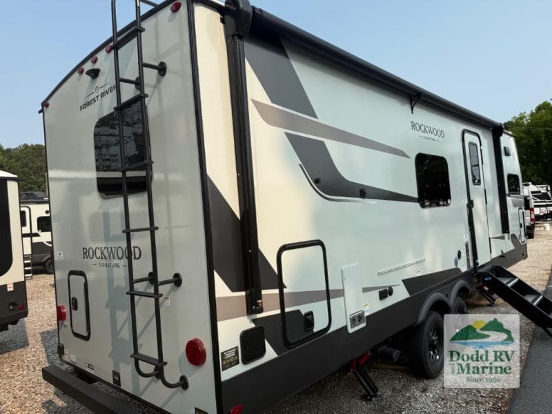 2026 Forest River ROCKWOOD SIGNATURE 8263MBR Photo in Yorktown VA 23692