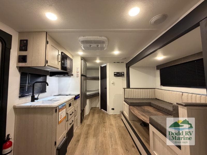 New 2026 Forest River PUMA CAMP EDITION 18BHCE - photo - 5