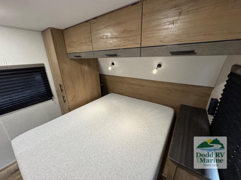 Pre-Owned 2024 Forest River CAMPSITE RESERVE 23LM - photo - 19