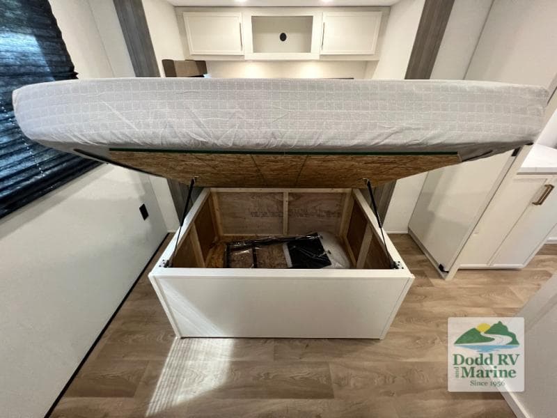 New 2027 Grand Design TRANSCEND XPLOR 345DQT - photo - 40
