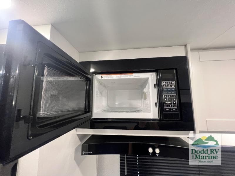 Pre-Owned 2026 Jayco JAY FLIGHT 262RLS - photo - 13