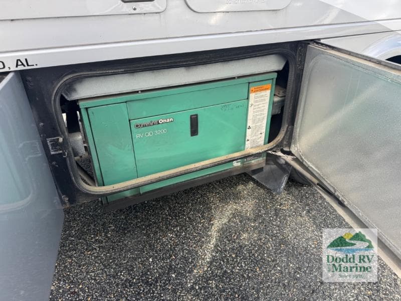 Pre-Owned 2019 Tiffin Wayfarer 24TW - photo - 32