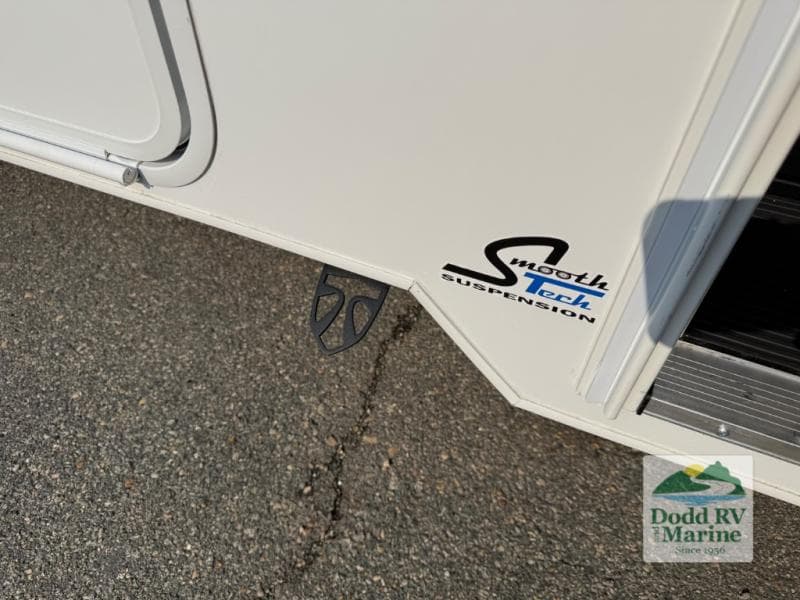 New 2027 Thor Motor Coach FOUR WINDS 31E - photo - 63