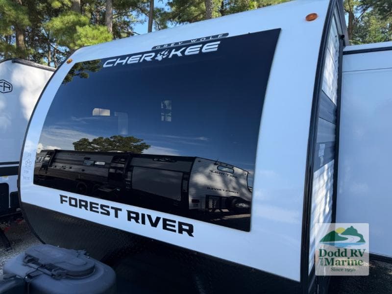 New 2027 Forest River CHEROKEE GREY WOLF 27GH-94 - photo - 40