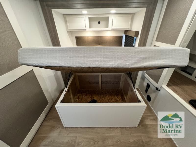New 2027 Grand Design TRANSCEND XPLOR 345DQT - photo - 46