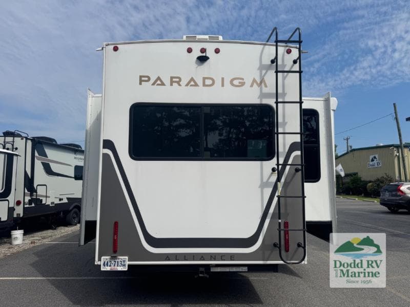 Pre-Owned 2025 Alliance PARADIGM 310RL - photo - 33