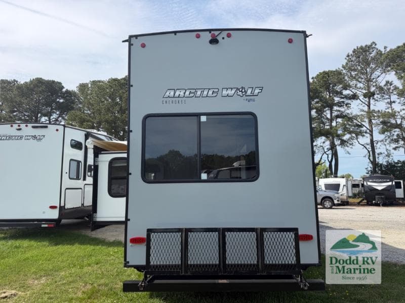 Pre-Owned 2022 Cherokee ARTIC WOLF 3990SUITE - photo - 47