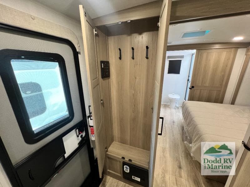 New 2026 Forest River ROCKWOOD MINI LITE 2523MBR - photo - 7