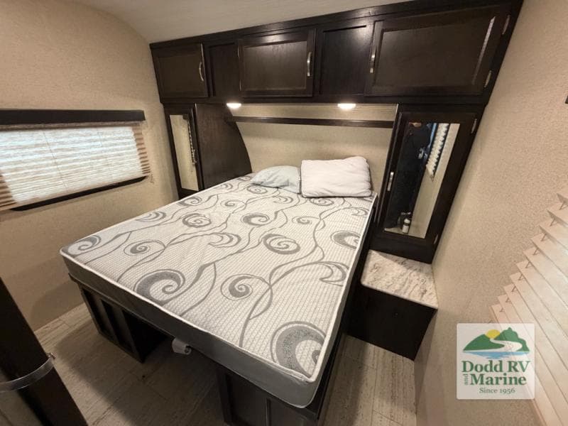 Pre-Owned 2021 Coachmen Spirit 2963BH - photo - 20