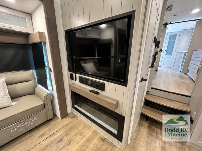 Pre-Owned 2025 Alliance PARADIGM 382RK - photo - 7