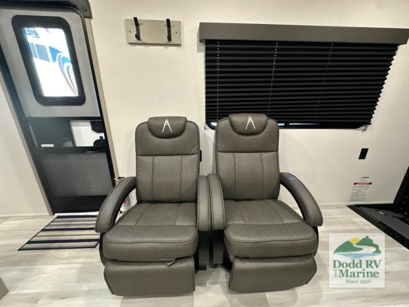 New 2026 Grand Design MOMENTUM MAV 17MAV - photo - 16