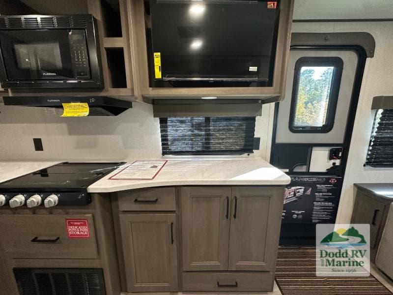 New 2026 Grand Design TRANSCEND 245RLT - photo - 16