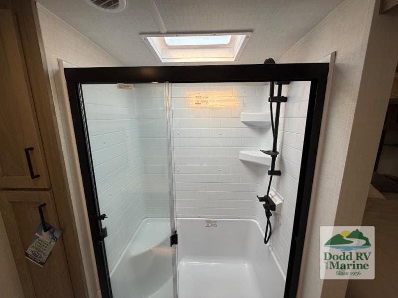 New 2026 Forest River ROCKWOOD SIGNATURE 8263MBR - photo - 31