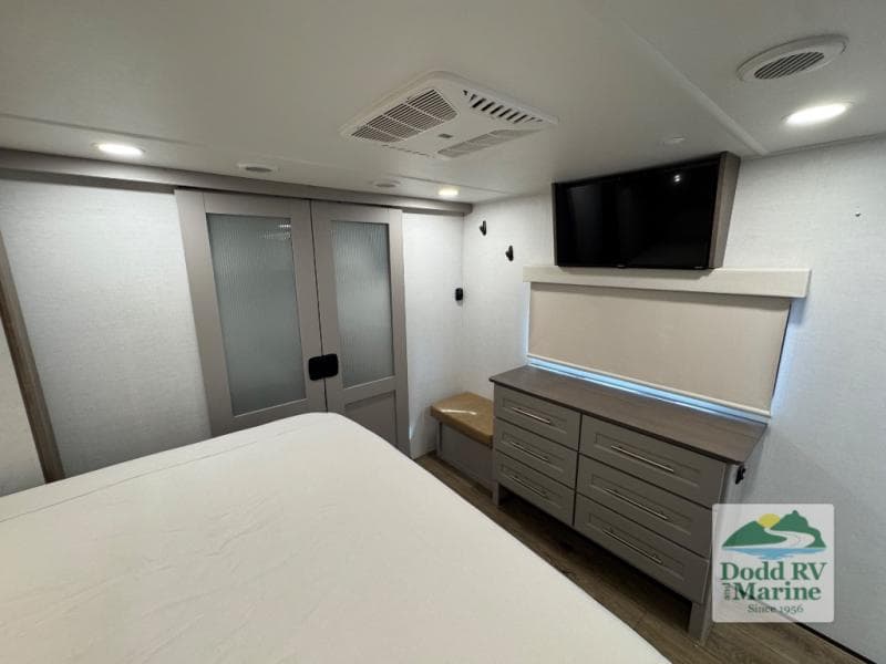 Pre-Owned 2025 Alliance PARADIGM 310RL - photo - 23