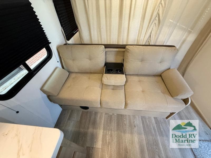 New 2027 Forest River CHEROKEE GREY WOLF 26DJSE - photo - 10
