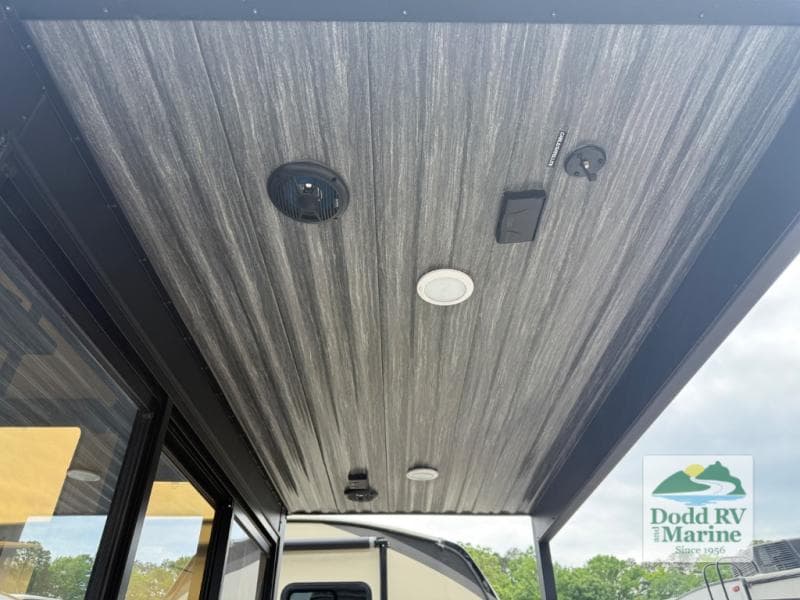 New 2026 Forest River CHEROKEE TIMBERWOLF 20OG - photo - 40