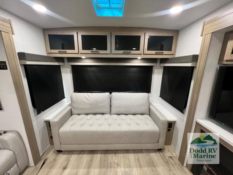 New 2027 Forest River ROCKWOOD ULTRA LITE RLT2916RL - photo - 20