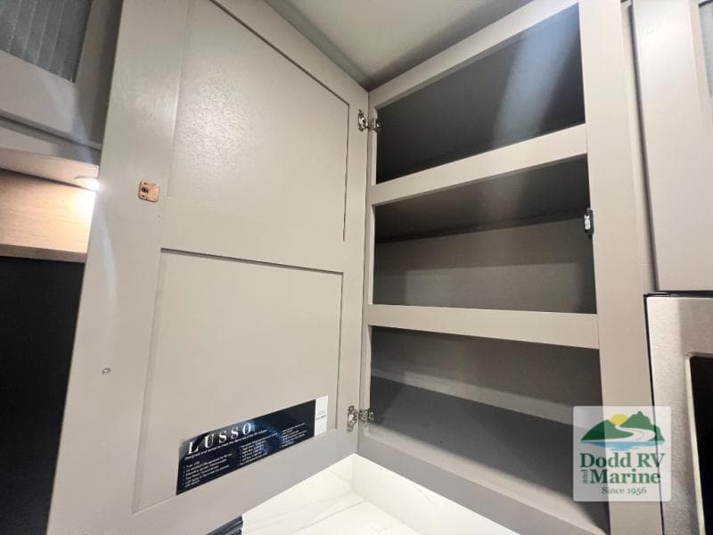 Pre-Owned 2025 Alliance PARADIGM 382RK - photo - 19